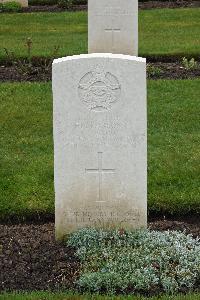 Harrogate (Stonefall) Cemetery - Parsons, Ernest Moir